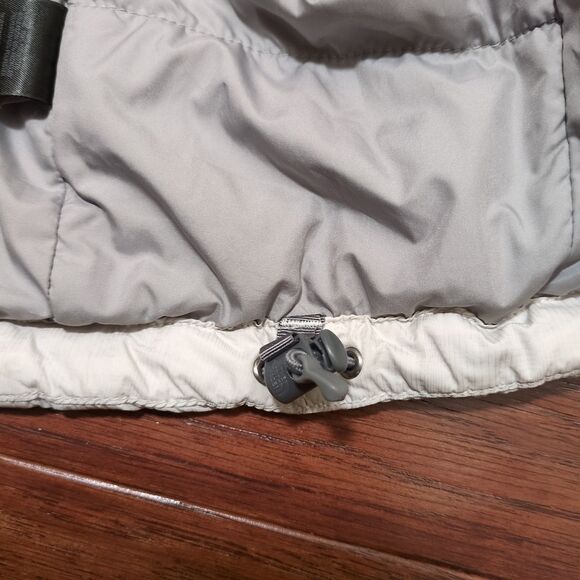 The North Face Tamburello Puffer Vest Cream Ivory Cropped Primaloft Women's XS - Picture 13 of 13